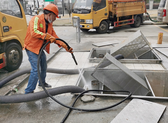 达孜隔油池清理